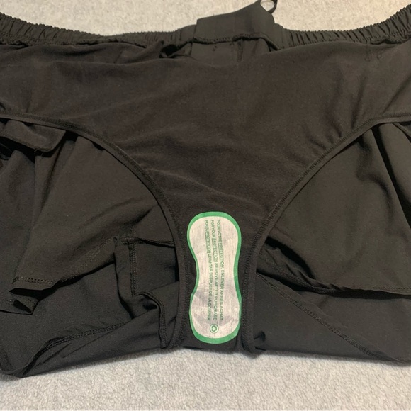 Women’s Black Swim Shorts 3X - Picture 4 of 4